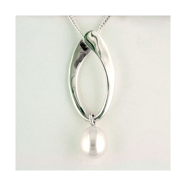 Tom Kruskal Hand Crafted Sterling Silver Pearl Oval Hoop Drop Pendant Swede's Jewelers East Windsor, CT