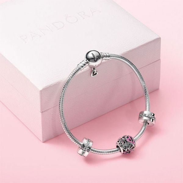 PANDORA B801278-19 FREE HEART BRACELET GIFT SET SIZE 7.5 Taylors Jewellers Alliston, ON