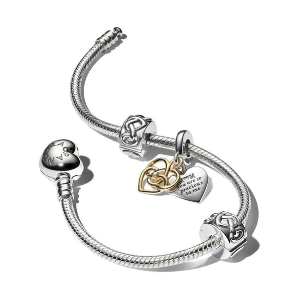 PANDORA B802442 Lab-grown Diamond & Hearts Bracelet Gift Set Image 2 Taylors Jewellers Alliston, ON