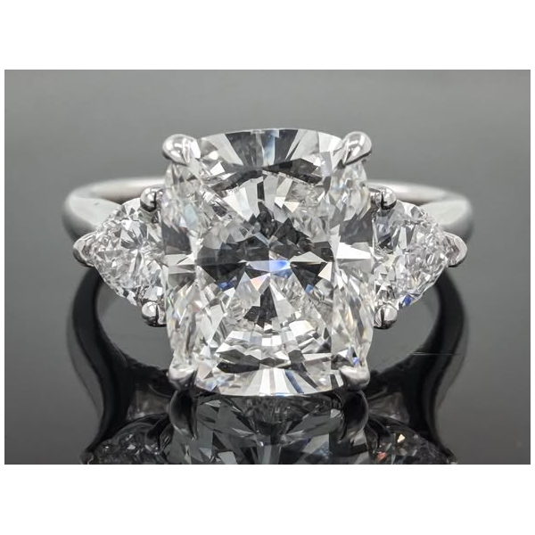 Lab Grown Engagement Ring Tena's Fine Diamonds and Jewelry Elberton, GA