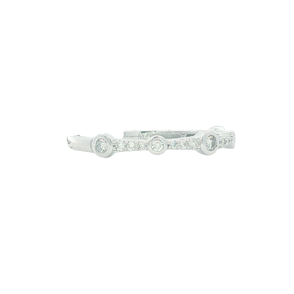 Anniversary Ring Image 2 Tena's Fine Diamonds and Jewelry Elberton, GA