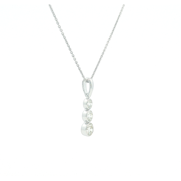 Diamond Pendants Image 2 Tena's Fine Diamonds and Jewelry Elberton, GA