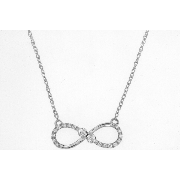 Diamond Pendants Tena's Fine Diamonds and Jewelry Elberton, GA