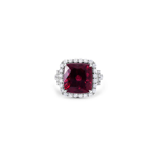 Colored Stone Ring Tena's Fine Diamonds and Jewelry Elberton, GA