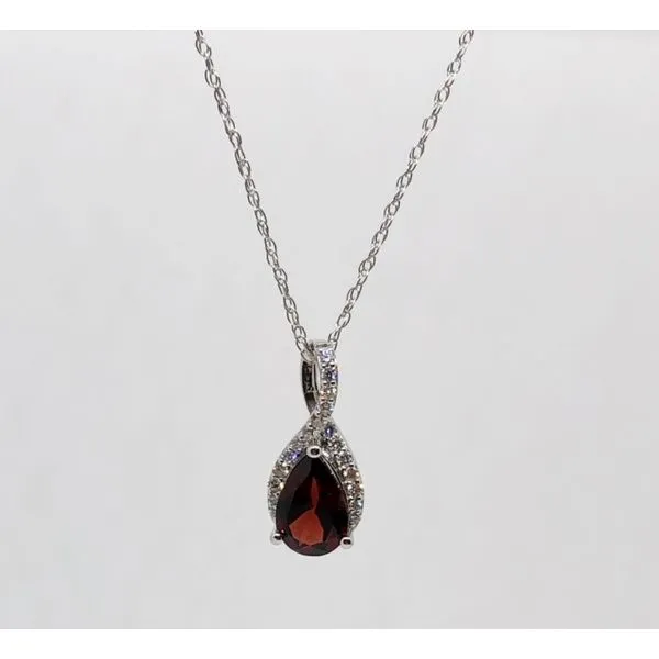 Pendants Tena's Fine Diamonds and Jewelry Elberton, GA