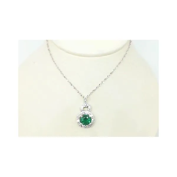 Pendants Tena's Fine Diamonds and Jewelry Elberton, GA