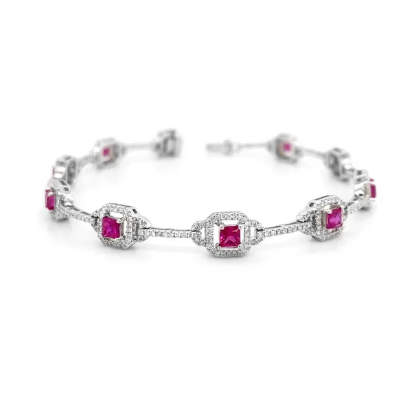 Bracelet Tena's Fine Diamonds and Jewelry Elberton, GA