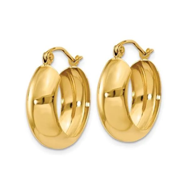 Gold Earrings Tena's Fine Diamonds and Jewelry Elberton, GA