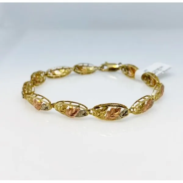 Gold Bracelet Tena's Fine Diamonds and Jewelry Elberton, GA