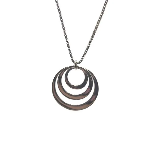 Pendant/Necklace Tena's Fine Diamonds and Jewelry Elberton, GA