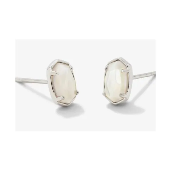 Earrings Tena's Fine Diamonds and Jewelry Elberton, GA