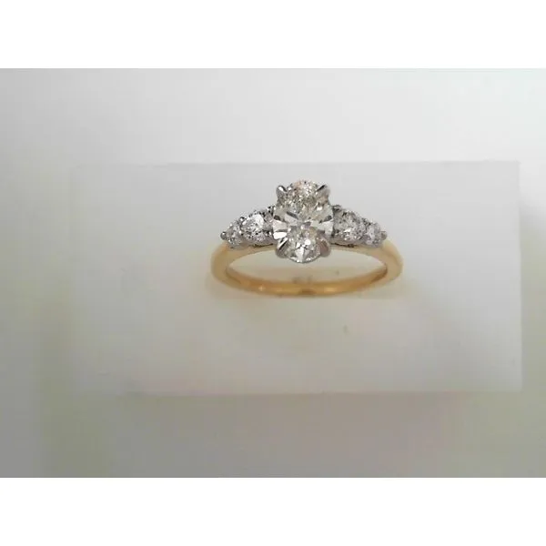 Engagement Ring Tennies Jewelry Appleton, WI