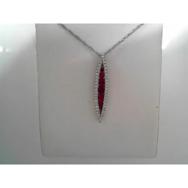 18K White Gold Diamond Pendant Tennies Jewelry Appleton, WI