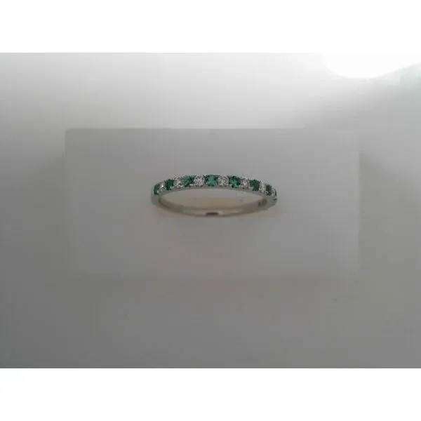 14 Karat White Gold Round Emerald Fashion Ring Tennies Jewelry Appleton, WI