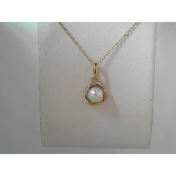 10Kt Yellow Gold Pearl Love Knot Pendant Tennies Jewelry Appleton, WI