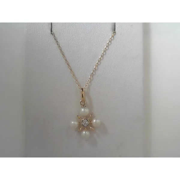 10Kt Yellow Gold Pearl Pendant Tennies Jewelry Appleton, WI