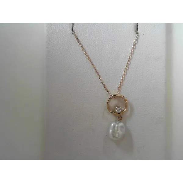 10Kt Yellow Gold Pearl Pendant Tennies Jewelry Appleton, WI