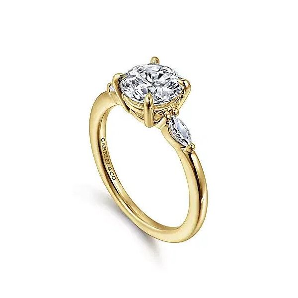 14K Yellow Gold Round Three Stone Diamond Engagement Ring Image 4 Texas Gold Connection Greenville, TX