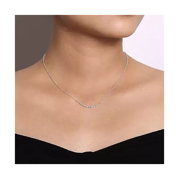 14K White Gold Diamond Curved Bar Necklace Image 3 Texas Gold Connection greenville, TX