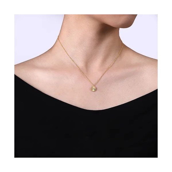 Diamond Cut - 14K White-Yellow Gold Bujukan Diamond Cut Pendant Necklace Image 3 Texas Gold Connection greenville, TX