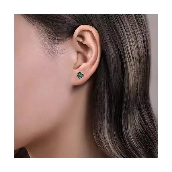 925 Sterling Silver Round Emerald Cluster Stud Earrings Image 2 Texas Gold Connection Greenville, TX