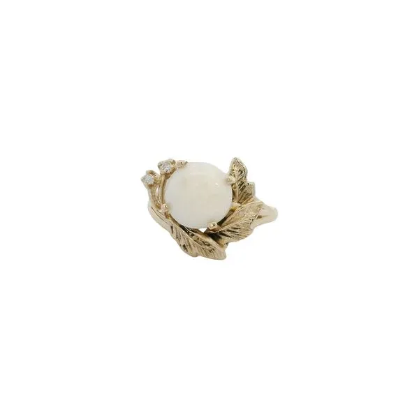PREOWNED - 14k Yellow Gold Floral Ring With White Opal and 0.03Tw Diamonds Texas Gold Connection greenville, TX