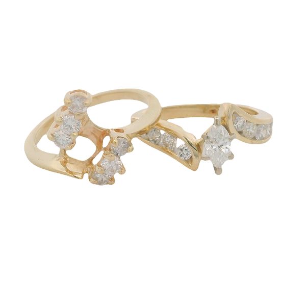 PREOWNED - 14K Yellow Gold Ring With One 0.33Ct Marquise Diamond and 1.00Twt Smaller Diamonds Image 3 Texas Gold Connection greenville, TX