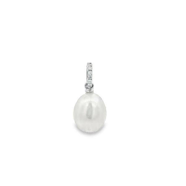 Pearl Pendant/Charm The Blue Diamond Jefferson City, MO