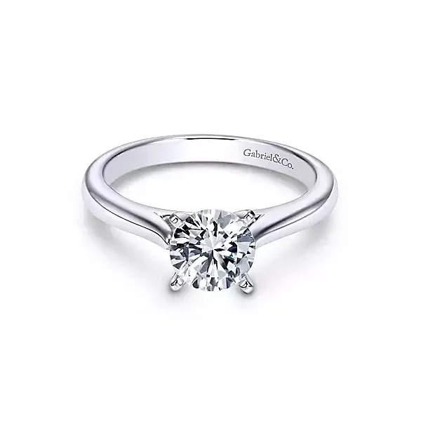 Solitaire Enagement Ring thumb image 1