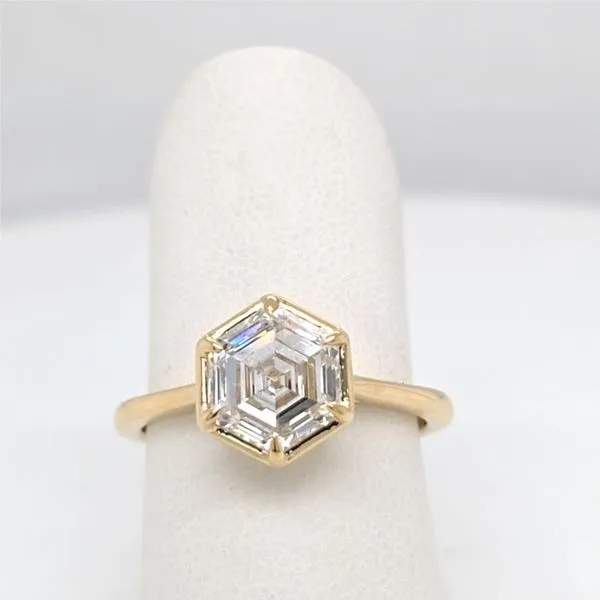 14kt YG Hexagon Solitiare Engagement ring Carroll's Jewelers Doylestown, PA