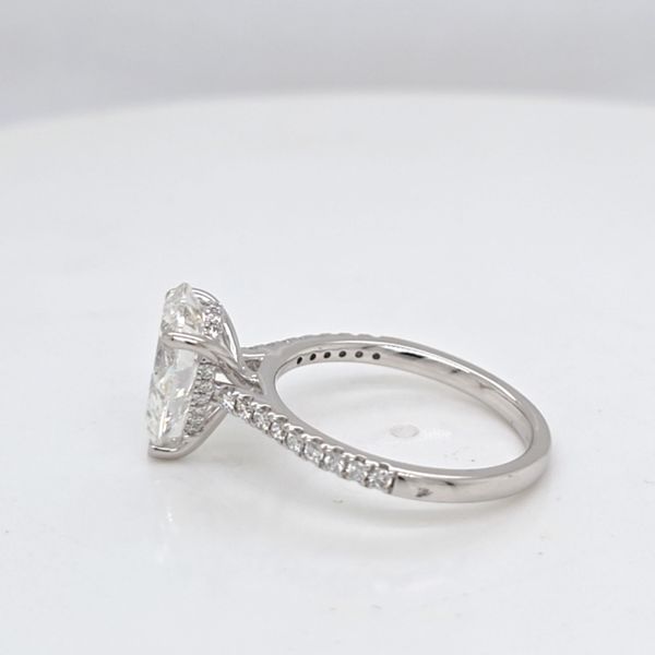 14kt WG Pear Shaped Diamond Engagement Ring Image 2 Carroll's Jewelers Doylestown, PA