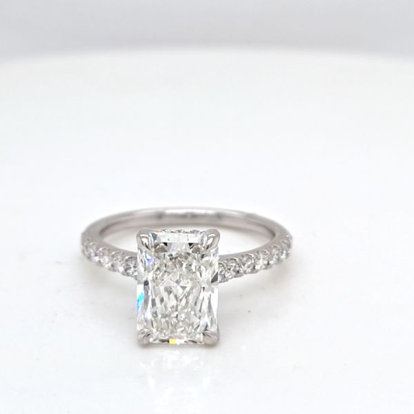Radiant Cut diamond Engagement ring Carroll's Jewelers Doylestown, PA