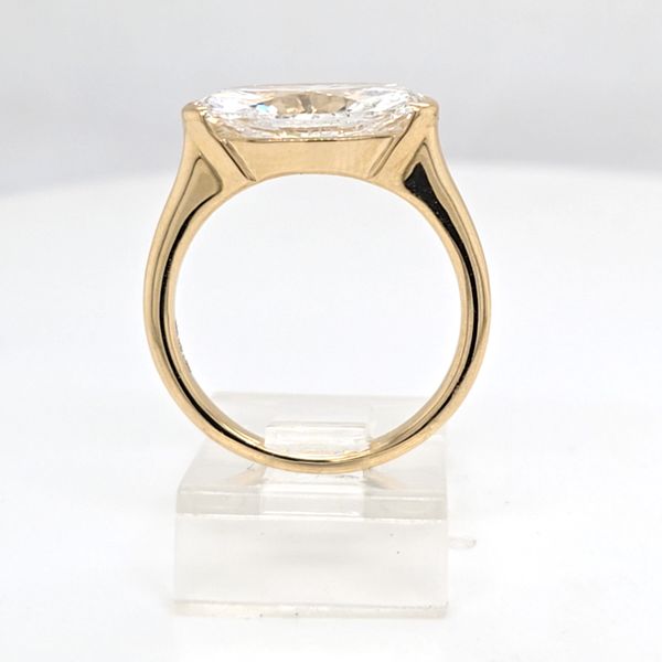 Antique Oval LG Diamond Engagement Ring Image 2 Carroll's Jewelers Doylestown, PA