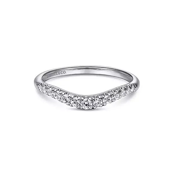 14kt WG .25ct TW curved diamond band thumb image 1