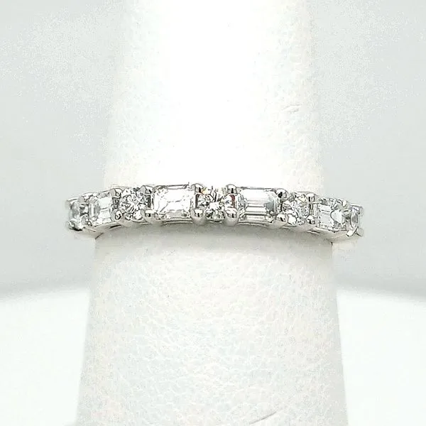 14kt WG .64ct TW Diamond Band