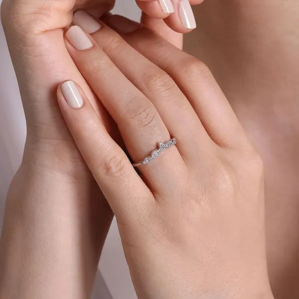 Gabriel 14kt WG Diamond Contour Band