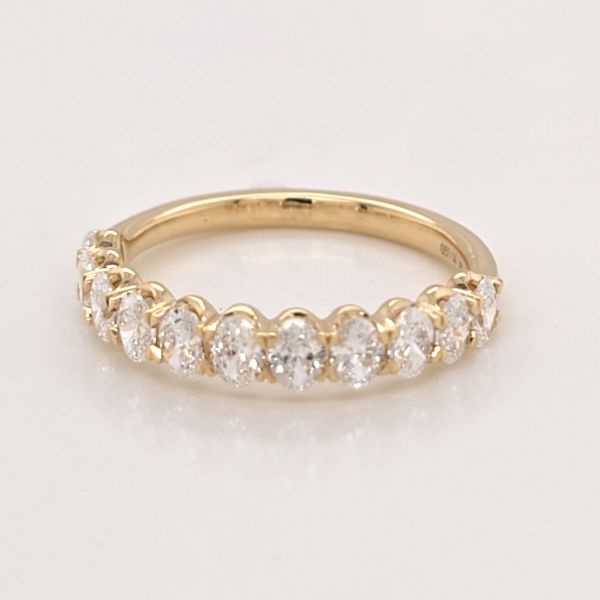 14kt YG LG Oval Diamond Band Carroll's Jewelers Doylestown, PA