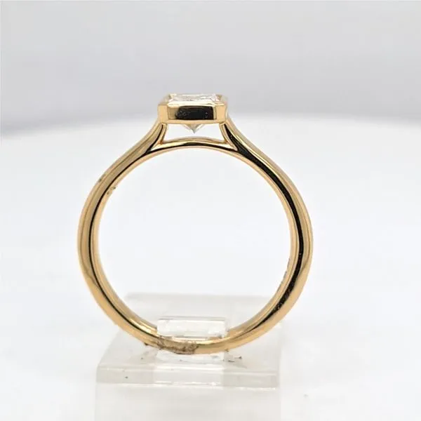 14kt YG LG Radiant Bezel Diamond Ring Image 2 Carroll's Jewelers Doylestown, PA