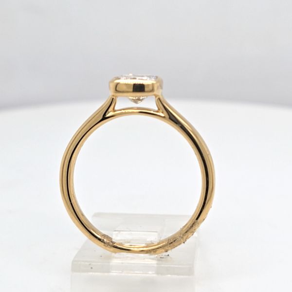 14kt YG 2ct LG Cushion Bezel Ring Image 2 Carroll's Jewelers Doylestown, PA