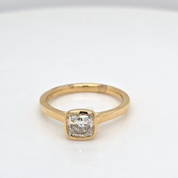 14kt YG 2ct LG Cushion Bezel Ring Carroll's Jewelers Doylestown, PA