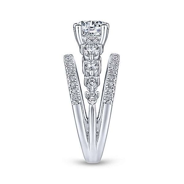Contemporary Diamond engagement ring Image 2 Carroll's Jewelers Doylestown, PA