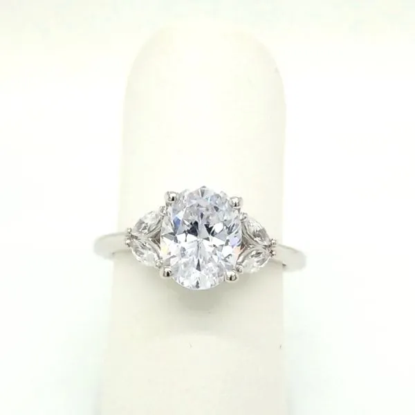 Engagement ring with side marquise diamonds thumb image 1