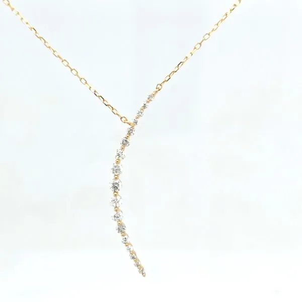 14kt YG diamond pendant Carroll's Jewelers Doylestown, PA