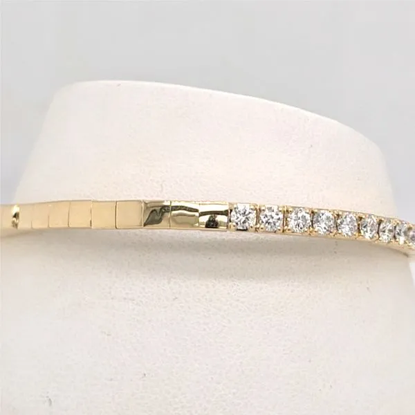 14kt YG 3.00ct Lab Grown Diamond Bangle thumb image 3