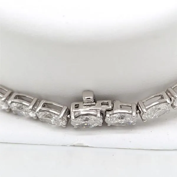 14kt wG 12ct TW LG Oval Diamond Tennis bracelet