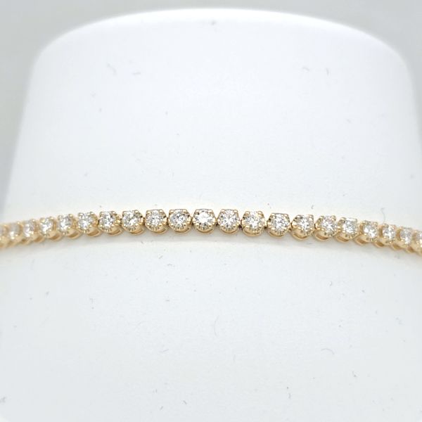 14kt YG LG 1ct TW Diamond Tennis Bracelet Carroll's Jewelers Doylestown, PA