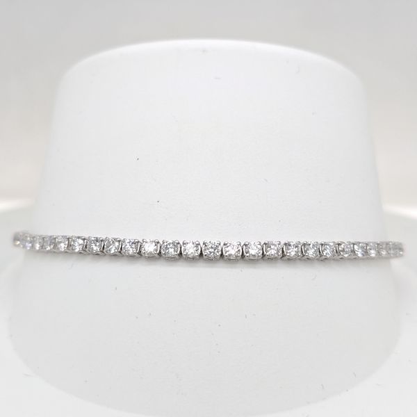 LG 3ct Diamond Tennis Bracelet Carroll's Jewelers Doylestown, PA