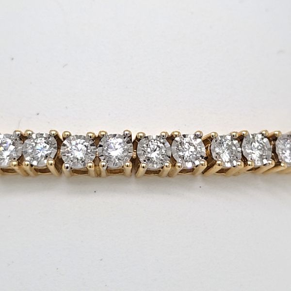 4ct LG Diamond Tennis Bracelet Image 2 Carroll's Jewelers Doylestown, PA