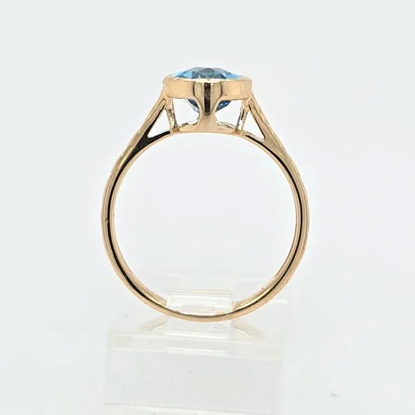 14kt YG Blue topaz ring thumb image 2