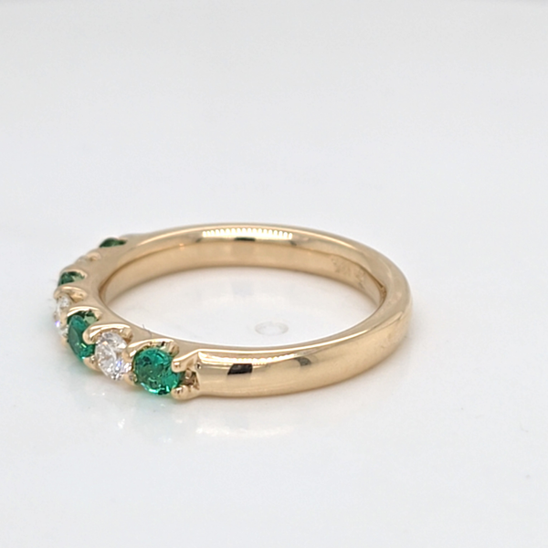 14kt Yellow Gold Emerald and Diamond Band Image 2 Carroll's Jewelers Doylestown, PA